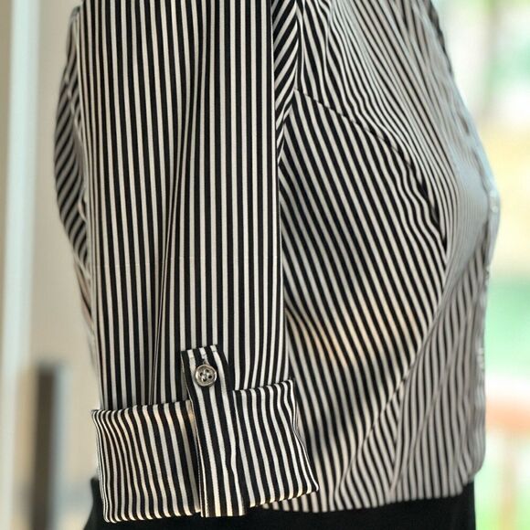 🦋MllE Gabrielle Shirt dress versatile black and white casual business size S EUC - Picture 11 of 13